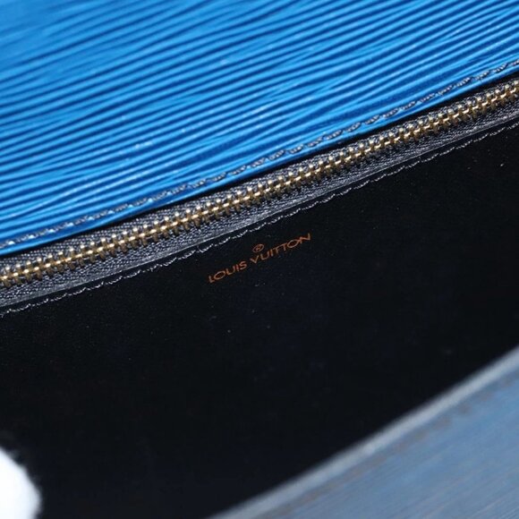 LOUIS VUITTON Epi Saint Cloud GM Shoulder Bag Toledo Blue M52195 LV Auth BA1445 - Picture 10 of 16